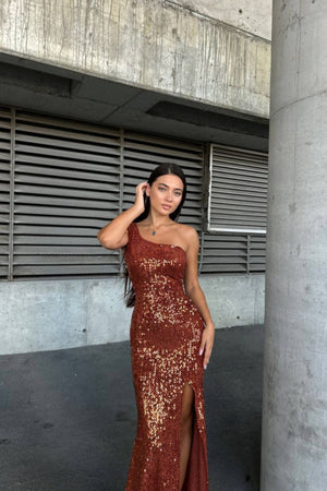 Turuncu pullu tek omuz yırtmaçlı abiye elbise - WoolnClyde