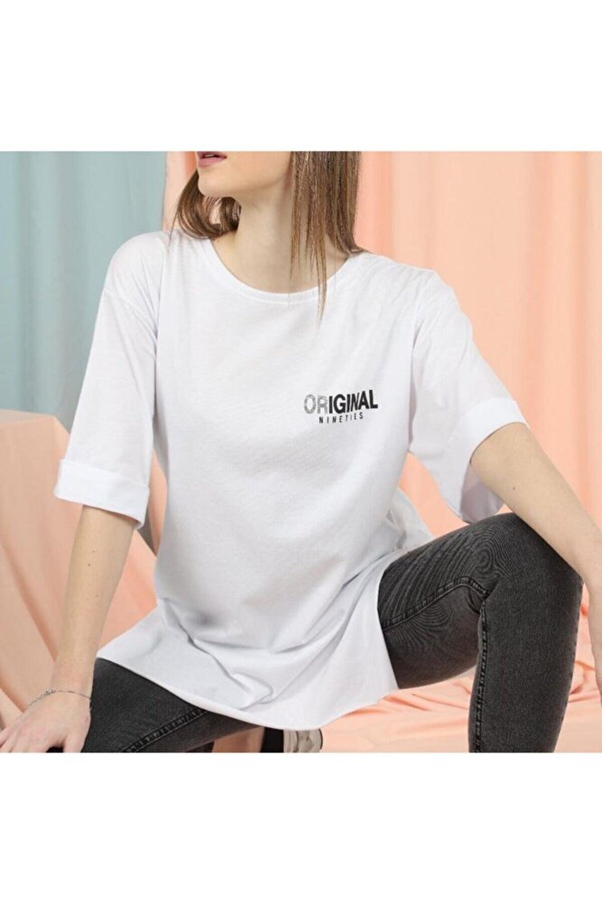 Kadın Günlük Yazılı Ve Baskılı Koton Oversize Rahat Kesim Kısa Kollu Yuvarlak Yaka Tshirt