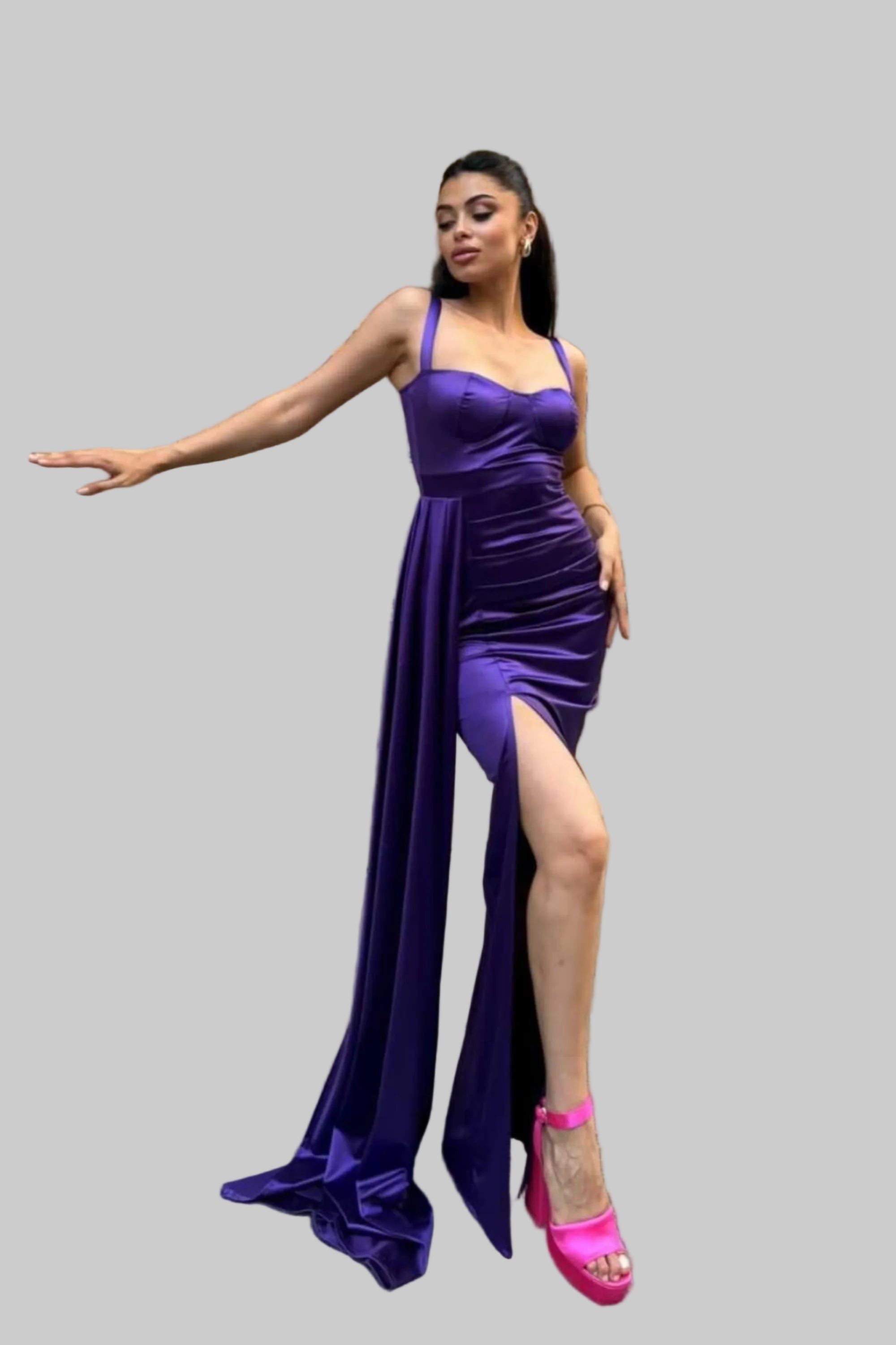 Mor saten abiye yirtmac ve kuyruk detay